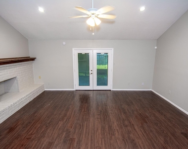 5235 Enchanted Mist Drive - Photo Thumbnail 4