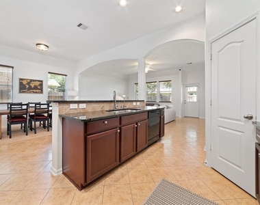 24526 Foxberry Glen Lane - Photo Thumbnail 3