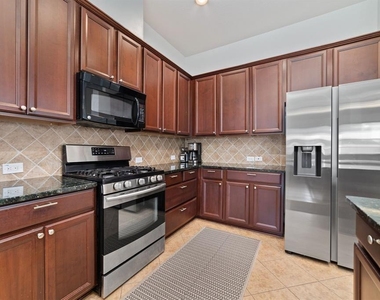 24526 Foxberry Glen Lane - Photo Thumbnail 4