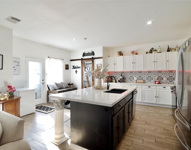 9503 Lerin Lane - Photo Thumbnail 16