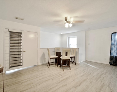 9503 Lerin Lane - Photo Thumbnail 19