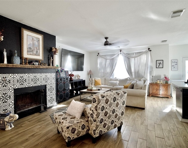 9503 Lerin Lane - Photo Thumbnail 9