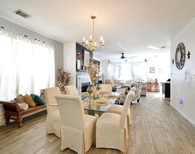 9503 Lerin Lane - Photo Thumbnail 8