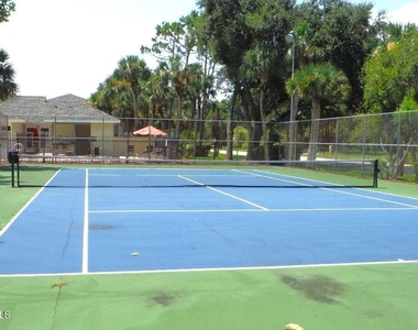 3515 Sable Palm Lane - Photo Thumbnail 10
