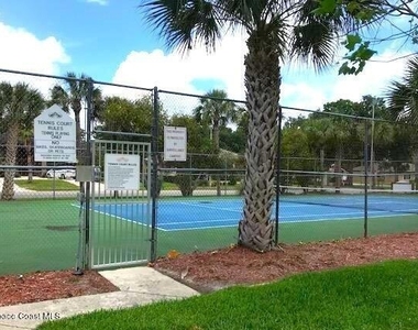 3515 Sable Palm Lane - Photo Thumbnail 11