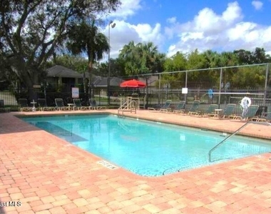 3515 Sable Palm Lane - Photo Thumbnail 9