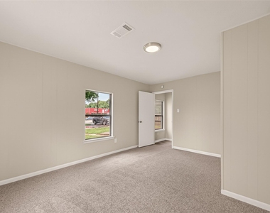 2303 N Cleveland Street - Photo Thumbnail 20