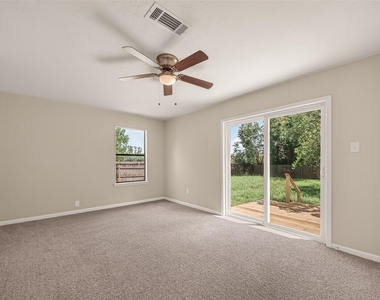 2303 N Cleveland Street - Photo Thumbnail 27
