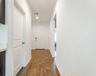 5134 Jasmine Dawn Drive - Photo Thumbnail 4