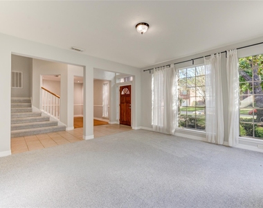 12207 Lakewood Glade Court - Photo Thumbnail 4