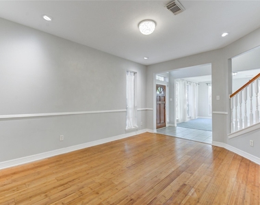 12207 Lakewood Glade Court - Photo Thumbnail 7