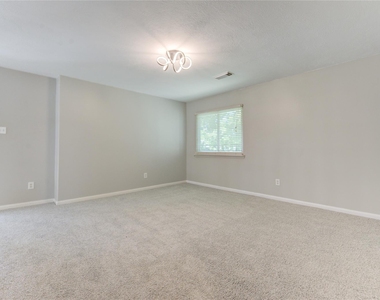 12207 Lakewood Glade Court - Photo Thumbnail 37