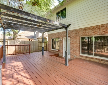 12207 Lakewood Glade Court - Photo Thumbnail 47