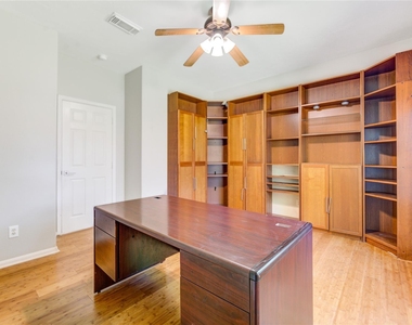 12207 Lakewood Glade Court - Photo Thumbnail 23