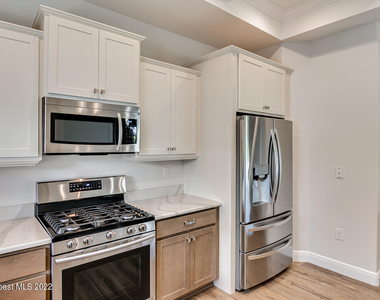 1398 Tullagee Avenue - Photo Thumbnail 20
