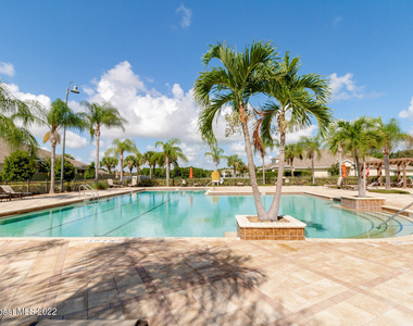 1398 Tullagee Avenue - Photo Thumbnail 33
