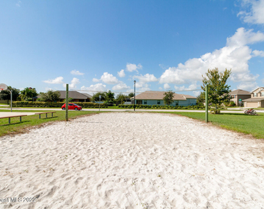 1398 Tullagee Avenue - Photo Thumbnail 43