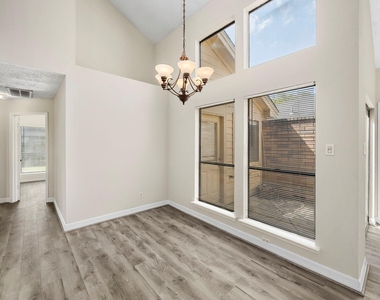 15419 Scenic Haven Drive - Photo Thumbnail 9