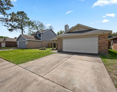 15419 Scenic Haven Drive - Photo Thumbnail 2