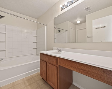19119 Yaupon Ranch Drive - Photo Thumbnail 31