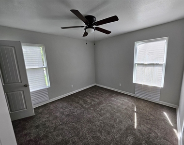 3409 Nathaniel Brown Street - Photo Thumbnail 10