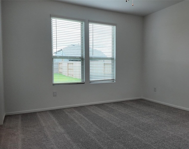 15023 Rustic Moon Road - Photo Thumbnail 12