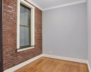 Leroy St. - Photo Thumbnail 3