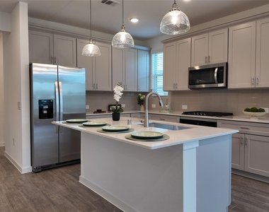 15190 Wild Gully Way - Photo Thumbnail 5