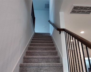 15190 Wild Gully Way - Photo Thumbnail 12
