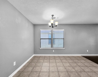 15519 Echo Stable Lane - Photo Thumbnail 3