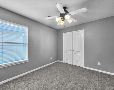15519 Echo Stable Lane - Photo Thumbnail 9