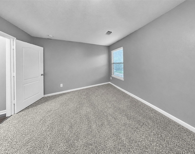 15519 Echo Stable Lane - Photo Thumbnail 7