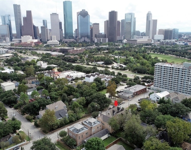 2104 State Street - Photo Thumbnail 5