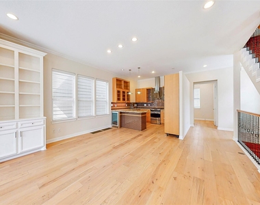 2104 State Street - Photo Thumbnail 2