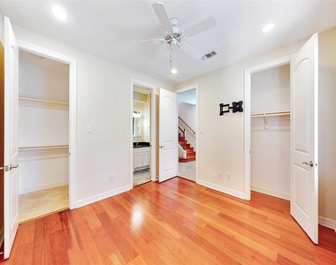 2104 State Street - Photo Thumbnail 24