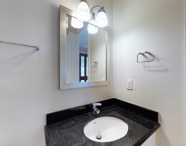 2104 State Street - Photo Thumbnail 27