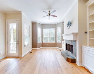 2104 State Street - Photo Thumbnail 33