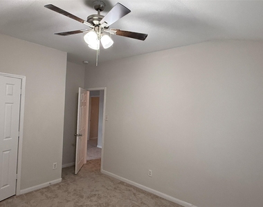21315 Bella Mountain Drive - Photo Thumbnail 14