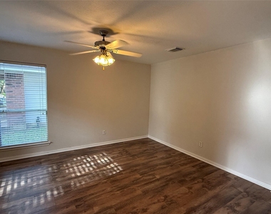 21315 Bella Mountain Drive - Photo Thumbnail 5