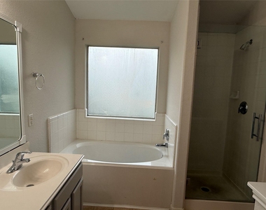 21315 Bella Mountain Drive - Photo Thumbnail 23