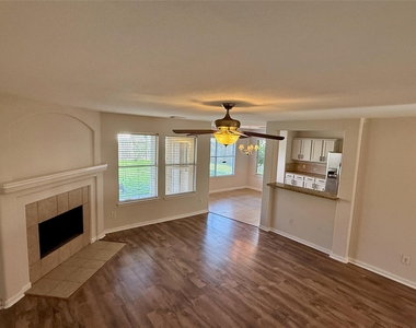 21315 Bella Mountain Drive - Photo Thumbnail 10