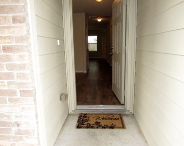 21315 Bella Mountain Drive - Photo Thumbnail 4