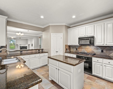 5420 Kansas Street - Photo Thumbnail 14