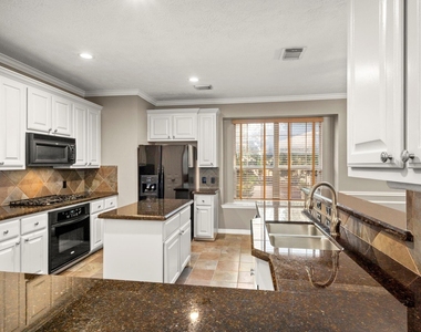 5420 Kansas Street - Photo Thumbnail 13