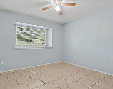 4210 Cork Lane - Photo Thumbnail 14