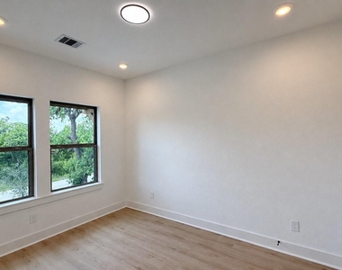 5414 Ina Street - Photo Thumbnail 16