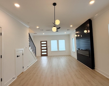 5414 Ina Street - Photo Thumbnail 1