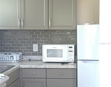 108 Murray Way - Photo Thumbnail 8