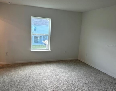 737 Maple Oak Drive - Photo Thumbnail 7