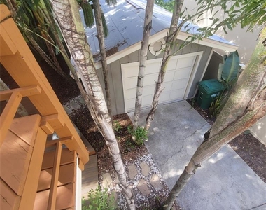2916 W Bay Court Avenue - Photo Thumbnail 42